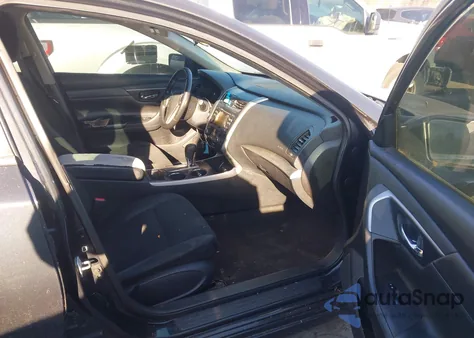 2015 Nissan Altima 2.5 Sv из США, поврежденный, VIN 1N4AL3APXFC463401